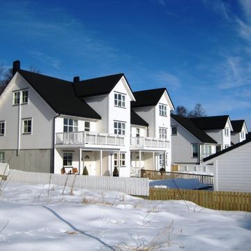 To manns boliger, Klokkersundet Ålesund